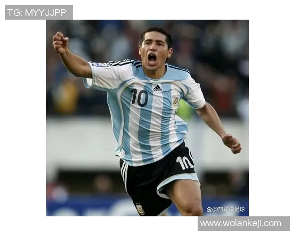 阿根廷足球明星的传奇故事与成就揭秘