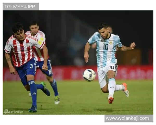 巴拉圭与阿根廷的足球对决:激情碰撞与历史交锋的精彩瞬间 巴拉圭与阿根廷的足球对决:激情碰撞与历史交锋的精彩瞬间